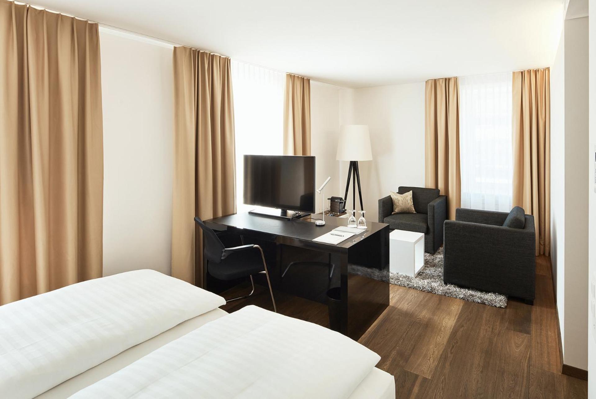 Hotel Uzwil Экстерьер фото